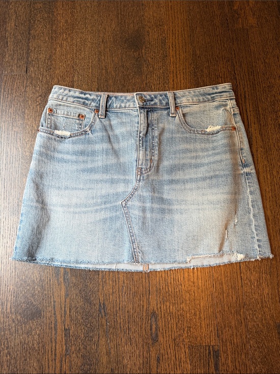 Daze Dresses & Skirts - Daze denim skirt.